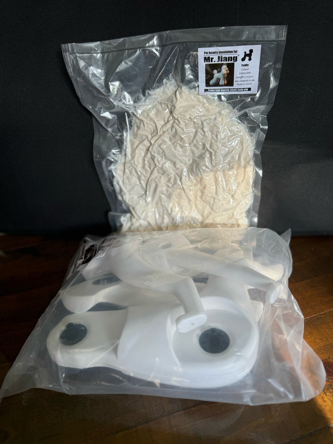 Mr Jiang Creamy white Teddy model dog Unpacked